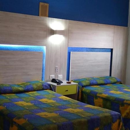 Hotel Gilbert Мехико Экстерьер фото